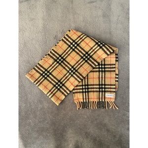 Burberry 100% Lambwool Nova Check Scarf